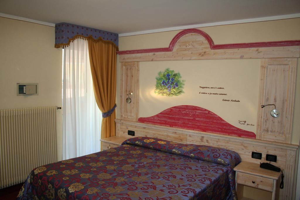 Hotel Val Di Sole Mezzana  Dış mekan fotoğraf